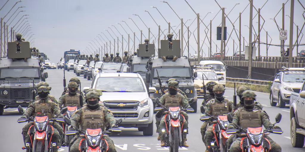 Ecuador finaliza toque de queda nocturno con más de mil detenidos y decenas de incautaciones