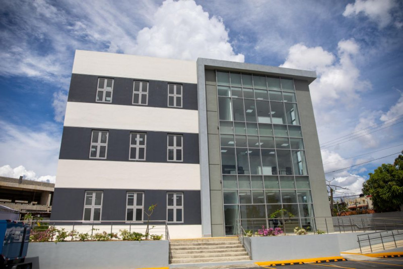 Luis Abinader inaugura nuevo edificio de la OMSA y supervisa avances de la Ciudad Judicial en Santo Domingo Oeste