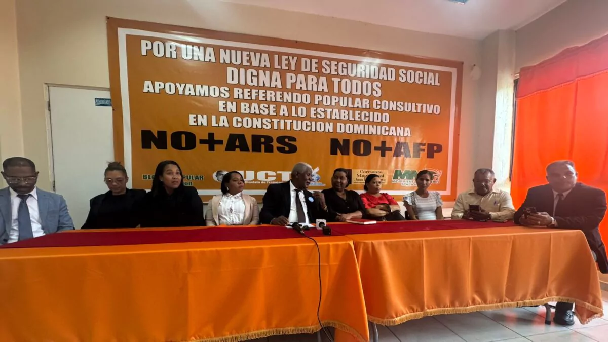 Denuncian cancelación de enfermeras tras años de servicio en Cambita Garabitos