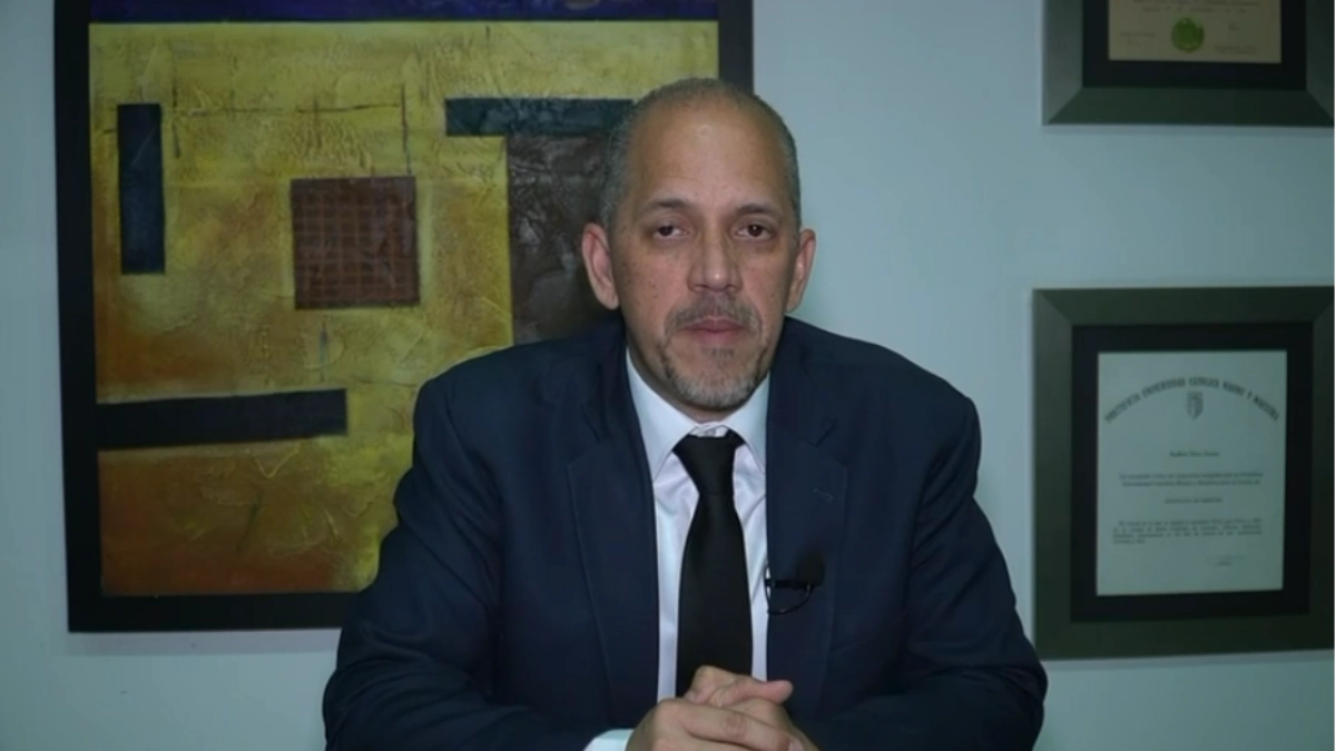 Suspenden por un año a abogados por violar código de ética en caso Hazoury
