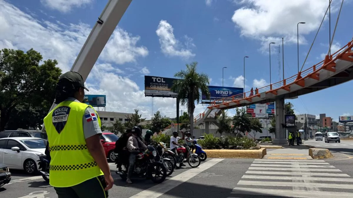 Digesett refuerza vigilancia en importantes avenidas del Gran Santo Domingo