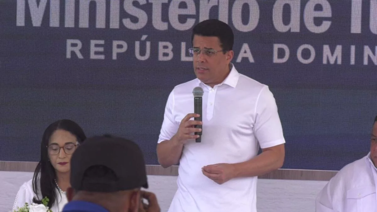 Gobierno inicia transformación de playa Monte Río en Azua con inversión superior a RD$265 millones