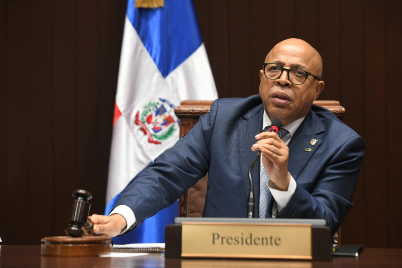 Alfredo Pacheco asegura que la cesantía no será modificada en la reforma laboral