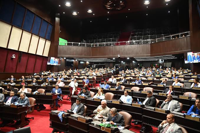 Congreso cierra legislatura con mayoría de proyectos prioritarios pendientes