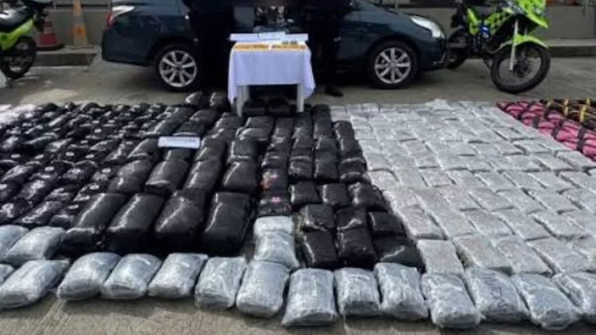 Paraguay incauta 311 kilos de marihuana ocultos en vehículos importados desde Miami