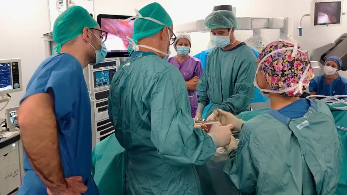 España realiza primer trasplante de riñón entre dos personas con VIH vivas