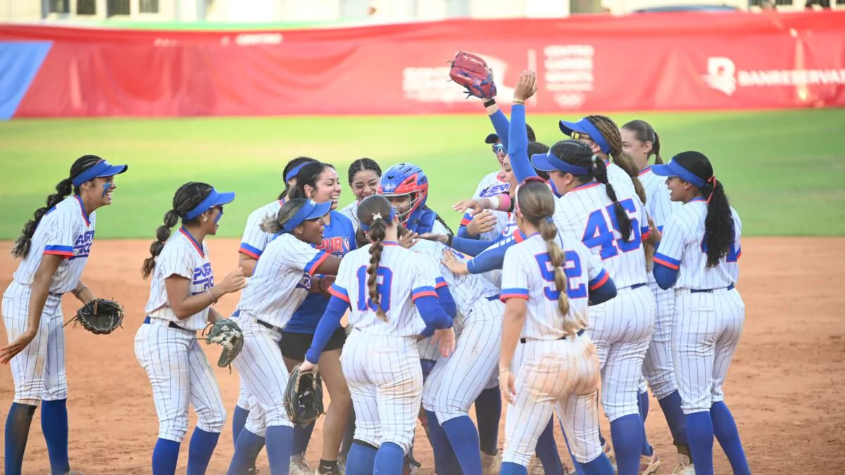 Puerto Rico derrota a Venezuela y avanza como líder del Grupo B en el softbol femenino
