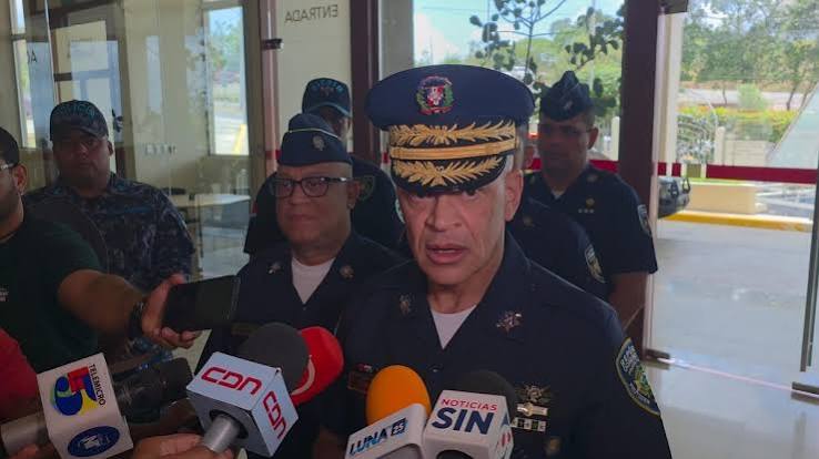 Director de la Policía recorre provincias del Cibao y llama a agentes a fortalecer el trato ciudadano