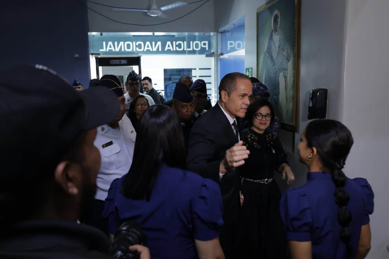 Rodríguez García asume la Policía tras sorpresiva salida de Cruz Cruz