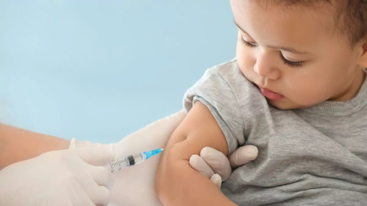 OMS cuestiona cambios de EE.UU. en el calendario de vacunas infantiles