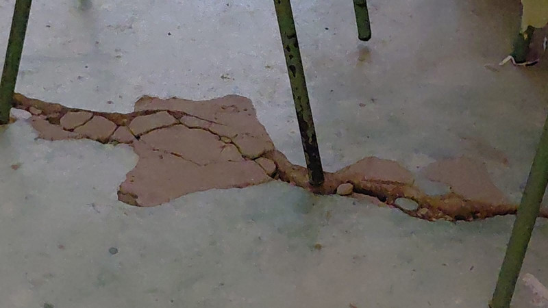 Padres denuncian deterioro de escuela en Monte Cristi y temen por seguridad de estudiantes