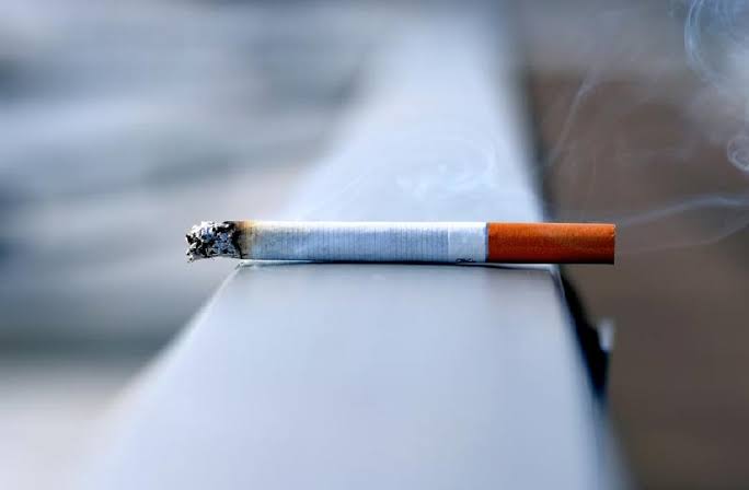 OMS advierte que fumar puede reducir las posibilidades de lograr un embarazo