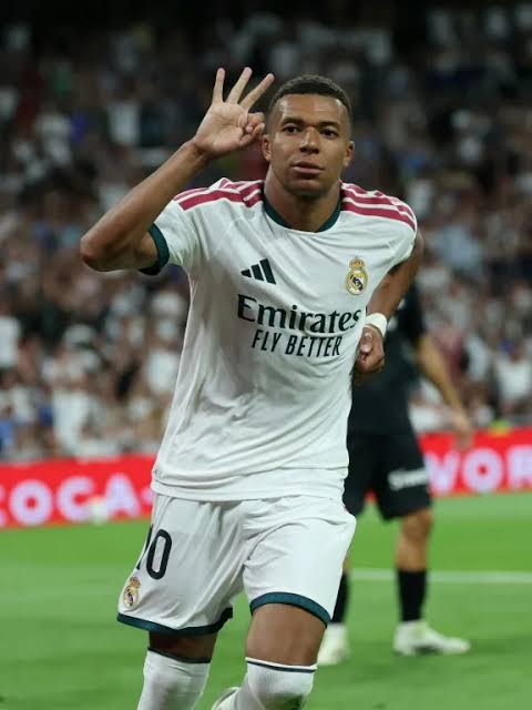 Mbappé celebra llegada de Mourinho al Real Madrid y espera nueva etapa con Zidane
