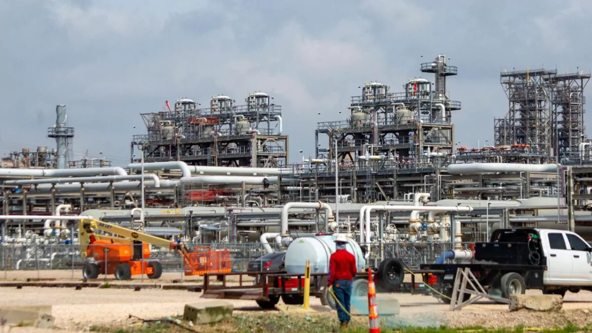 WTI repunta y supera los US$102 ante la tensión en Oriente Medio