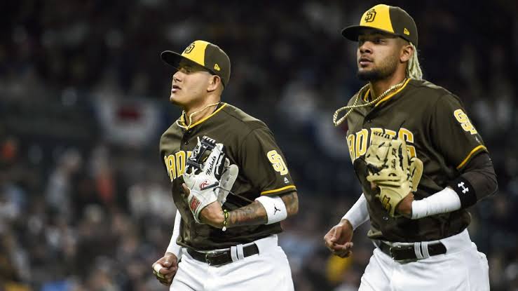 Tatis y Machado lideran paliza de los Padres sobre los Cachorros en el primer juego de playoffs