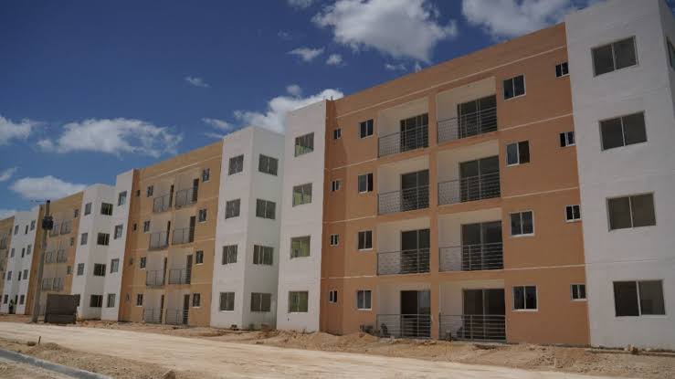 MIVED reporta aumento en entrega de viviendas y permisos para proyectos privados
