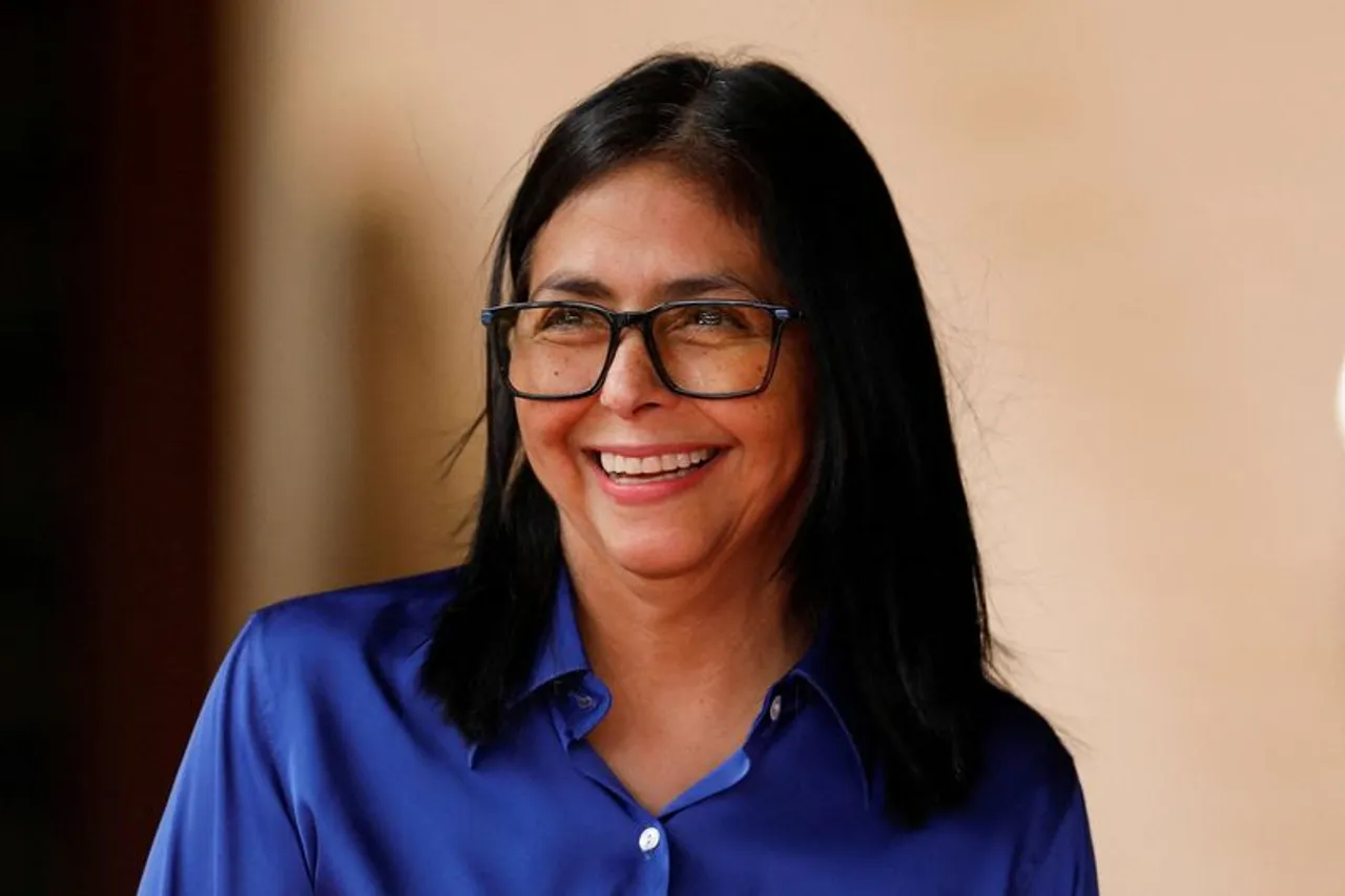 Delcy Rodríguez ordena evitar detenciones sin orden judicial y promete garantías para la oposición en Venezuela