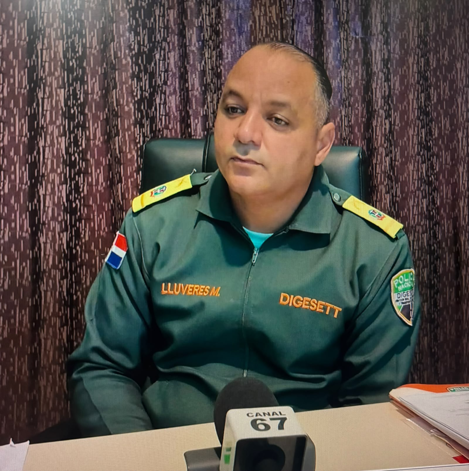 autoridades refuerzan la seguridad vial con operativo dirigido a vehículos pesados en Baní