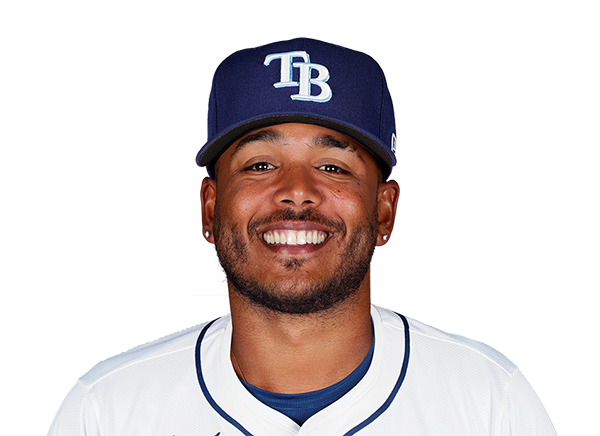 Freddy Peralta aumenta la velocidad y brilla ante los Yankees en busca de revalorizarse