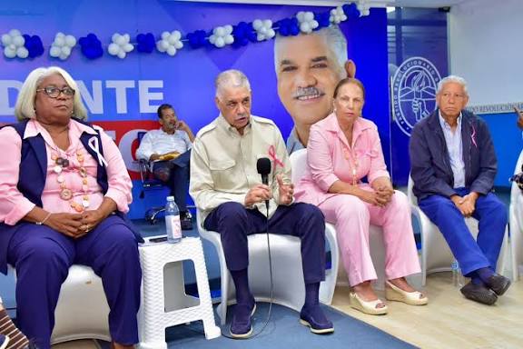 Miguel Vargas promueve una gran alianza opositora y llama a superar intereses particulares