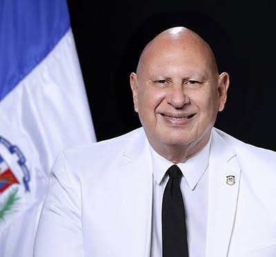 Pedro Catrain exige acción urgente ante incendio en vertedero de Las Terrenas