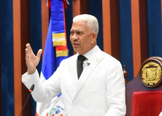 Ricardo de los Santos asegura que nueva Ley de Seguridad Social será aprobada antes de finalizar el Gobierno