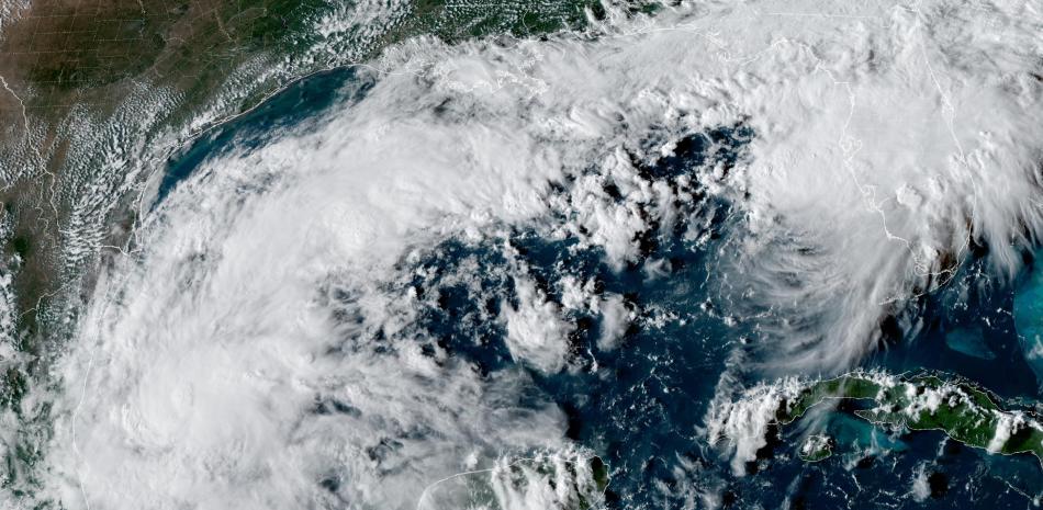 Tormenta tropical Isaías amenaza con convertirse en el primer huracán de la temporada