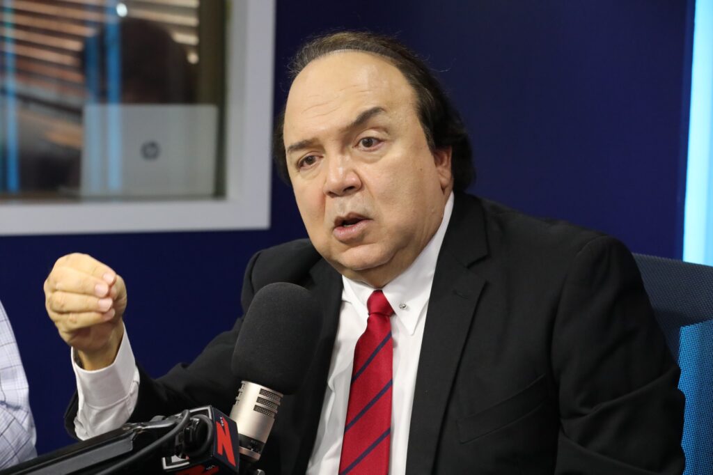 Vinicio Castillo Semán califica de hostil convocatoria al embajador dominicano en Haití y pide reforzar la frontera